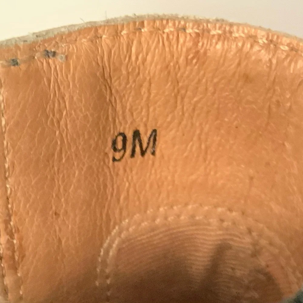 UGG..bullhide leather ankle boots - Picture 9 of 11